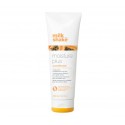 Milk Shake Moisture Plus Conditioner Odżywka do włosów suchych i zniszczonych 300 ml
